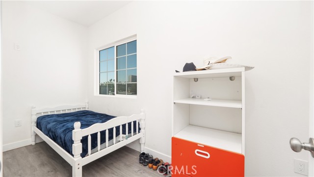 Detail Gallery Image 12 of 22 For 175 E 5th St, San Bernardino,  CA 92410 - 5 Beds | 2/1 Baths