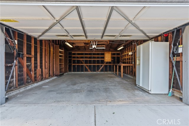 9310 Sophia Avenue photo 30