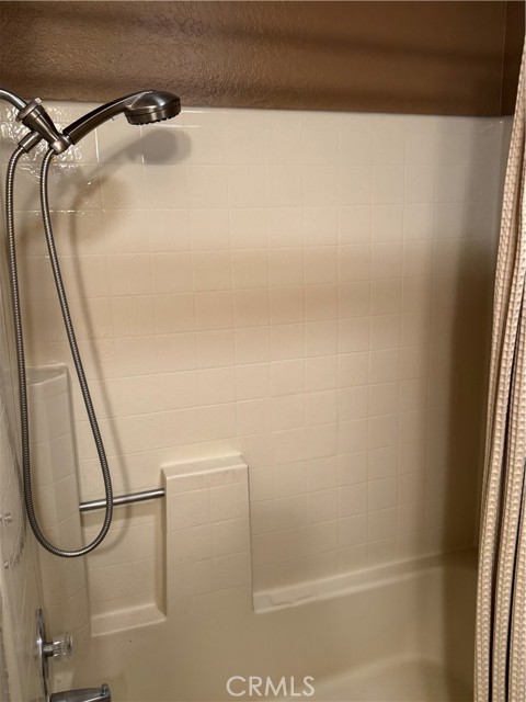 Detail Gallery Image 9 of 12 For 10669 Wildrose Dr, Rancho Cucamonga,  CA 91730 - 4 Beds | 2 Baths