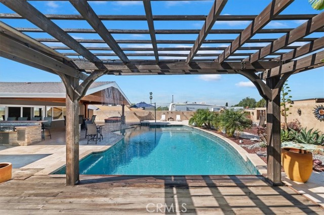 Detail Gallery Image 37 of 51 For 257 8th St, Norco,  CA 92860 - 3 Beds | 3 Baths