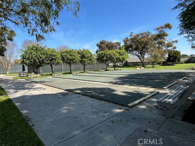 Detail Gallery Image 30 of 37 For 8877 Lauderdale Ct 213g,  Huntington Beach,  CA 92646 - 2 Beds | 2 Baths