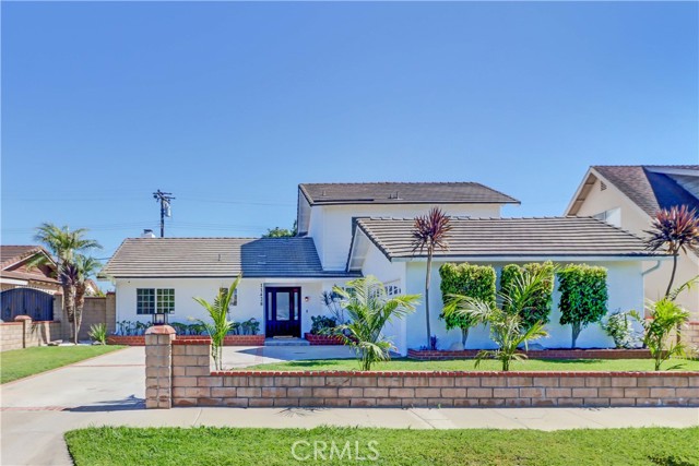 11428 Snowdrop Avenue, Fountain Valley CA: https://media.crmls.org/medias/6e6a46f1-02fd-4a72-bb0f-f0d15450aa18.jpg
