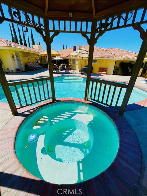 16407 Koda Road, Apple Valley CA: https://media.crmls.org/medias/6e6aa2a8-200c-45d8-8941-bd2a841789a3.jpg