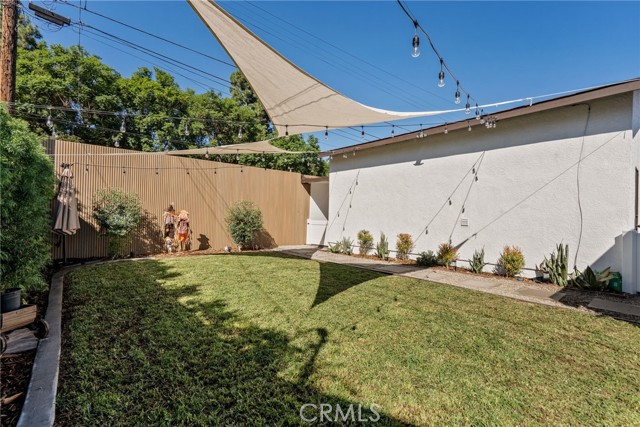 Detail Gallery Image 25 of 37 For 13927 Flatbush, Norwalk,  CA 90650 - 2 Beds | 1 Baths