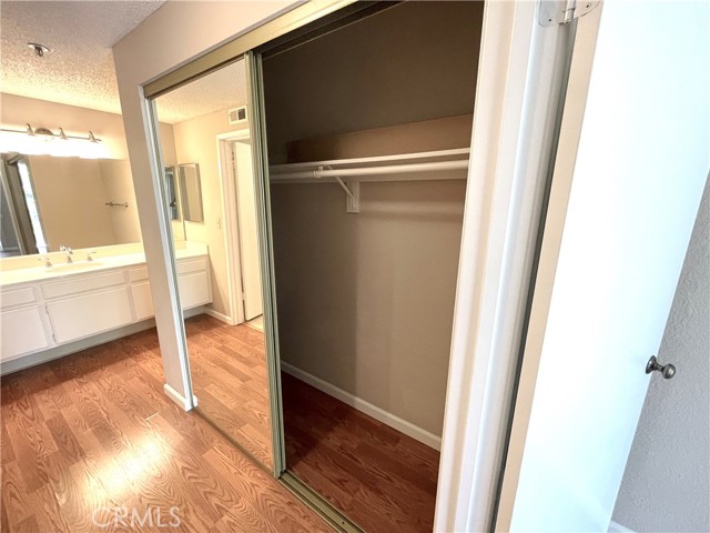 Detail Gallery Image 13 of 39 For 2563 Plaza Del Amo #304,  Torrance,  CA 90503 - 2 Beds | 2 Baths