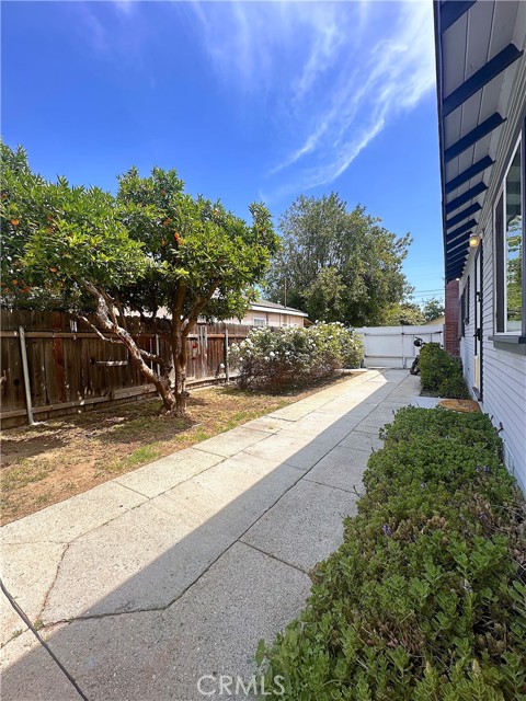 Detail Gallery Image 38 of 40 For 551 W Walnut Ave, Monrovia,  CA 91016 - 3 Beds | 2 Baths