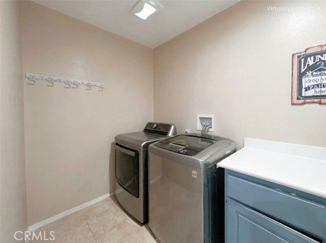 Detail Gallery Image 22 of 54 For 12476 Domingo, Victorville,  CA 92392 - 5 Beds | 4/1 Baths