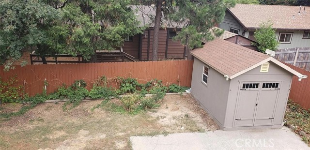 Detail Gallery Image 13 of 33 For 31465 Pinehurst, Running Springs,  CA 92382 - 4 Beds | 2 Baths