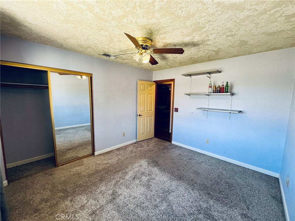 https://media.crmls.org/medias/6e6dbefe-a6ef-48bd-b7a9-61030ee43831.jpg?preset=X-Large