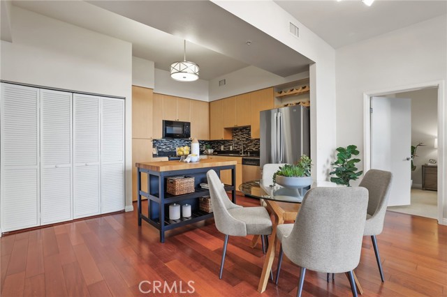 Detail Gallery Image 11 of 47 For 388 E Ocean Bld #305,  Long Beach,  CA 90802 - 2 Beds | 2 Baths