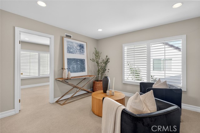 Detail Gallery Image 35 of 53 For 969 Azalea Dr, Costa Mesa,  CA 92626 - 5 Beds | 3 Baths