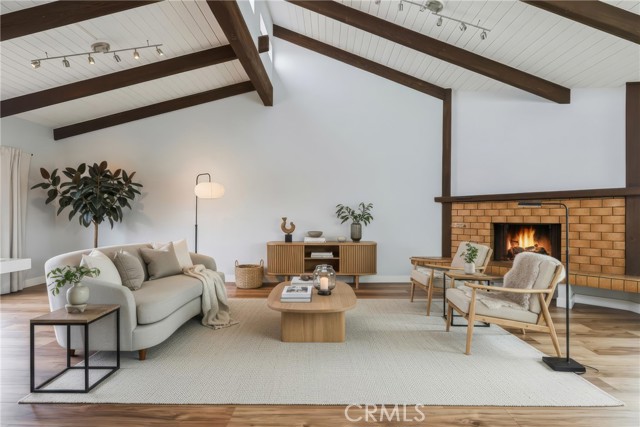 161 Monterey, Hermosa Beach CA: https://media.crmls.org/medias/6e6f5a93-2c45-4fc0-9545-e7fe5159d76f.jpg