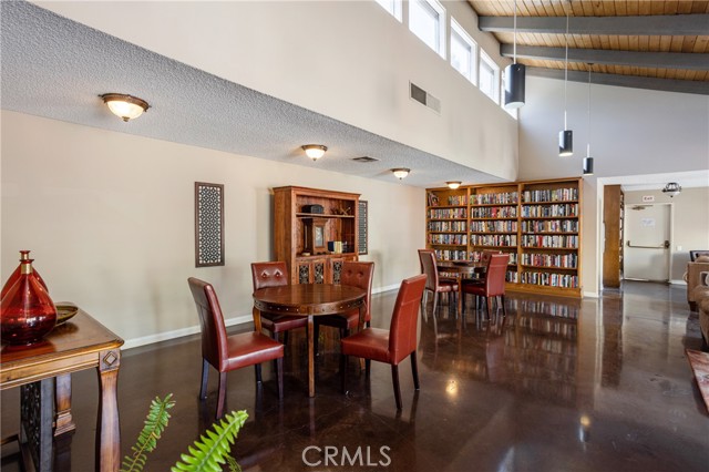 Detail Gallery Image 23 of 33 For 769 Birchpark Cir #207,  Thousand Oaks,  CA 91360 - 1 Beds | 1 Baths