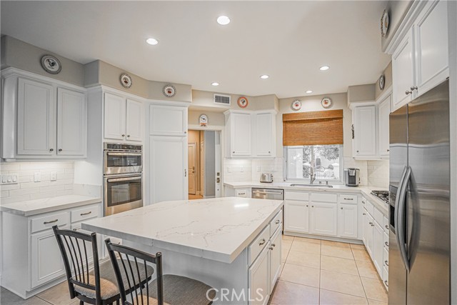 Detail Gallery Image 10 of 46 For 12095 Morrow Dr, Tustin,  CA 92782 - 3 Beds | 2/1 Baths