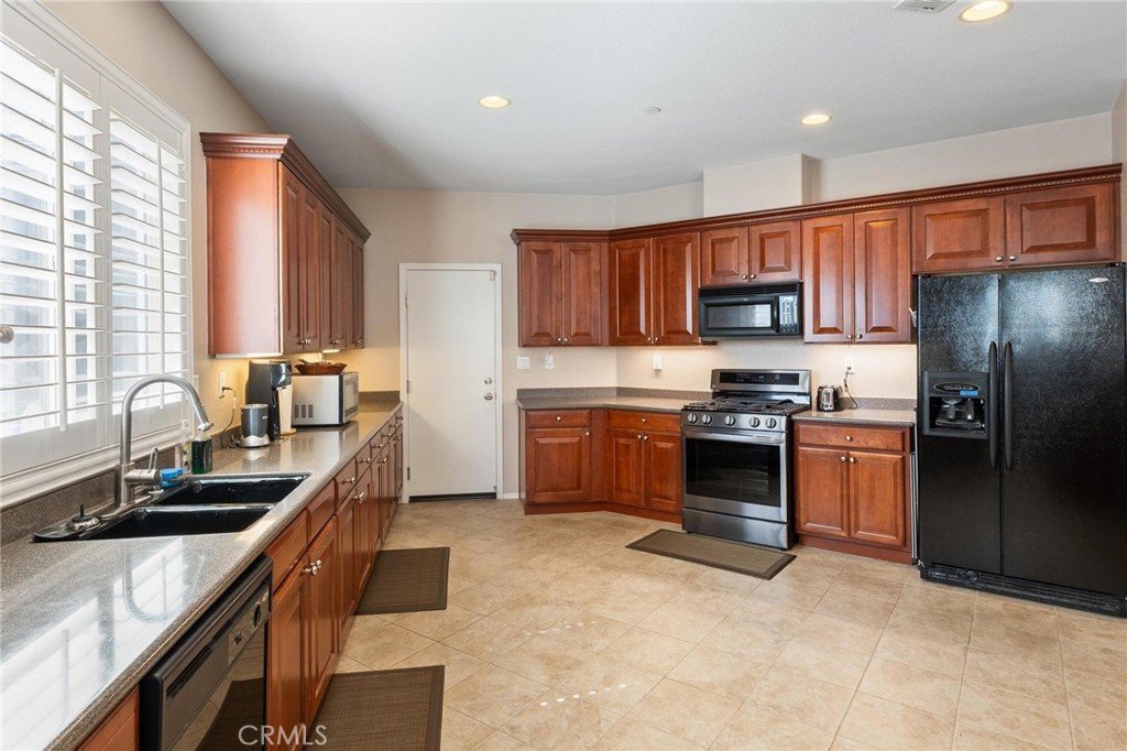 MLS #CV25239567 image #23