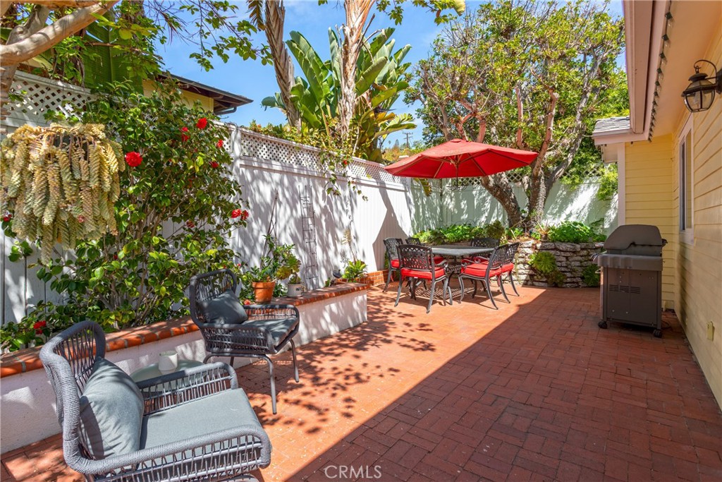 674 Lombardy Lane