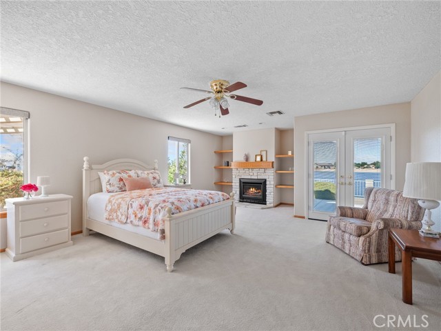 14526 Galleon Lane, Helendale CA: https://media.crmls.org/medias/6e711655-b4a7-40e3-a8d4-5165972d47ba.jpg