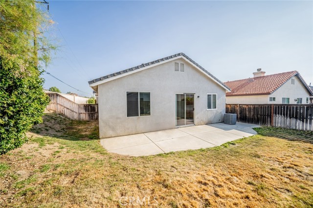 26108 Arabian Court, Moreno Valley CA: https://media.crmls.org/medias/6e7217f9-0f68-457e-8ed2-1350920ac85d.jpg