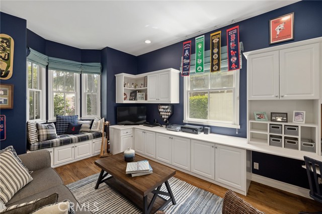 2913 Poinsettia Avenue, Manhattan Beach, California 90266, 5 Bedrooms Bedrooms, ,4 BathroomsBathrooms,Residential,Sold,Poinsettia,SB22091881