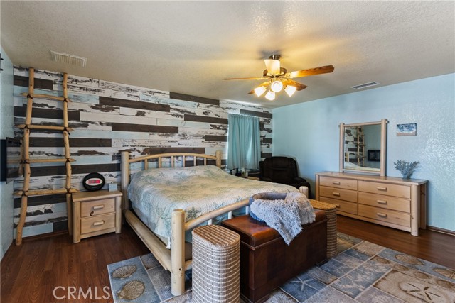 Detail Gallery Image 15 of 47 For 8727 W Avenue E12, Lancaster,  CA 93536 - 3 Beds | 3 Baths