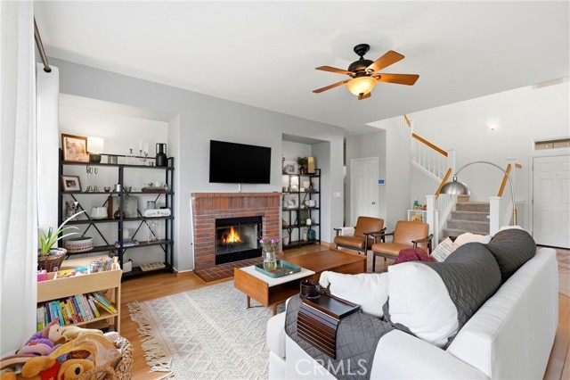 Detail Gallery Image 13 of 56 For 903 W Sandstone Ct, Hanford,  CA 93230 - 4 Beds | 3 Baths