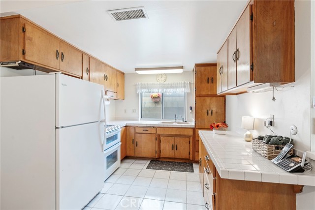 Detail Gallery Image 17 of 66 For 9704 Doreen, Cypress,  CA 90630 - 4 Beds | 2 Baths