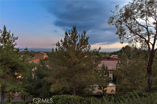 137 Sunset, Irvine CA: https://media.crmls.org/medias/6e74fa67-949e-4cd2-9ac1-8750501c5432.jpg