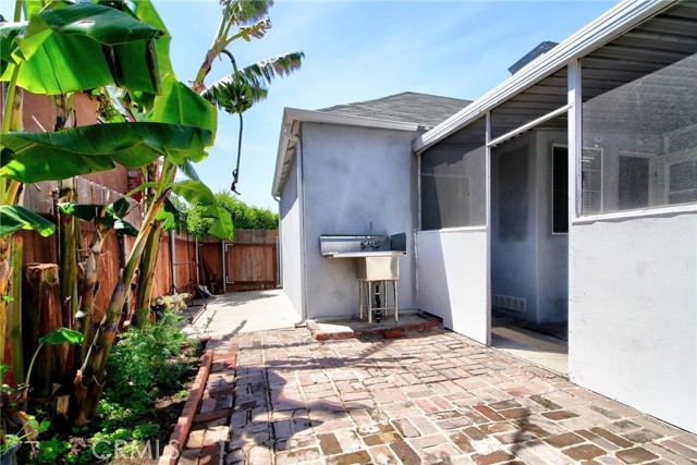 816 N Atlantic Boulevard, Alhambra, CA, 91801 816 N Atlantic Boulevard, Alhambra, CA, 91801