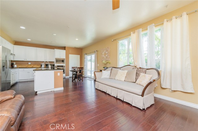 Detail Gallery Image 20 of 45 For 5891 Forest Oaks, Fontana,  CA 92336 - 6 Beds | 4/1 Baths