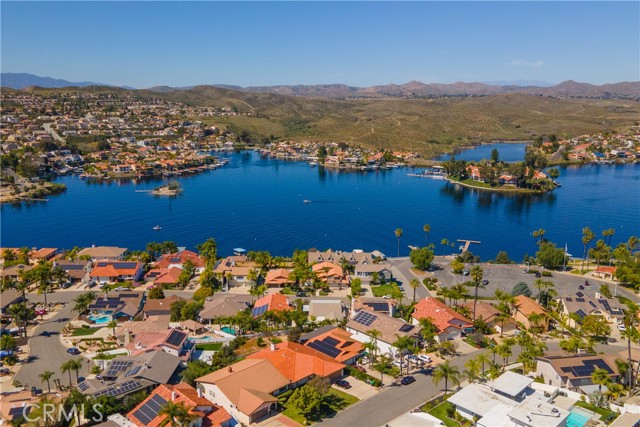 Detail Gallery Image 47 of 48 For 22081 Village Way Dr, Canyon Lake,  CA 92587 - 4 Beds | 3/1 Baths