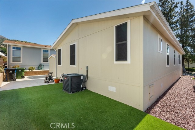 Detail Gallery Image 25 of 39 For 15455 Glenoaks Bld #336,  Sylmar,  CA 91342 - 3 Beds | 2 Baths