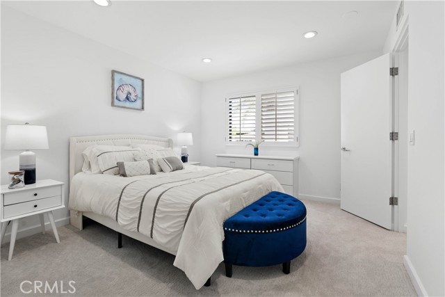 Detail Gallery Image 15 of 22 For 715 Bayside Dr, Newport Beach,  CA 92660 - 4 Beds | 3/1 Baths