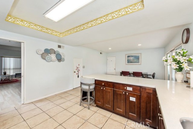 Detail Gallery Image 9 of 37 For 15523 Lancelot Ave, Norwalk,  CA 90650 - 6 Beds | 4 Baths