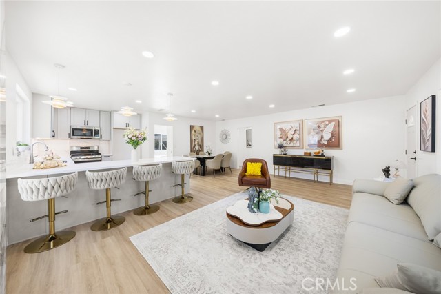 Detail Gallery Image 6 of 26 For 9066 Hermosa, Temple City,  CA 91780 - 5 Beds | 5 Baths