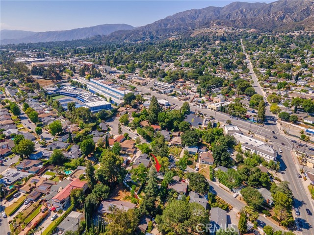 3828 2nd Avenue, La Crescenta CA: https://media.crmls.org/medias/6e779ffd-9abf-414f-9589-32a93241d5fc.jpg