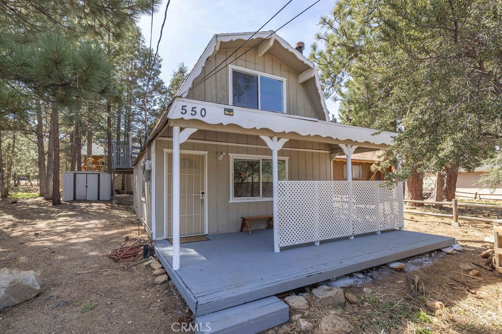 550 Pine Lane