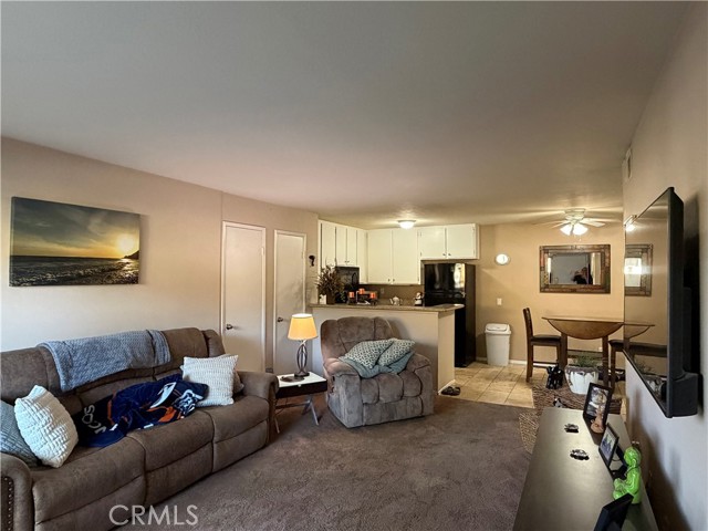 Detail Gallery Image 4 of 25 For 18808 Mandan #313,  Canyon Country,  CA 91351 - 1 Beds | 1 Baths