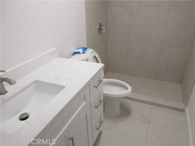 628 N Electric Avenue, Alhambra CA: https://media.crmls.org/medias/6e784ef2-e527-4a6f-bb53-2155d4fe124d.jpg