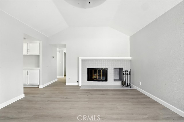 Image 6 of 45 For 10655 Springfield Drive