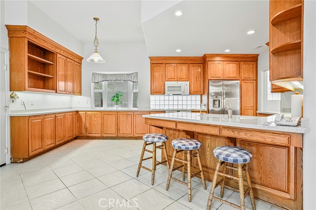 1034 Isabella Avenue, Coronado CA: https://media.crmls.org/medias/6e789e41-33af-427f-a6af-6766e3b03a2c.jpg