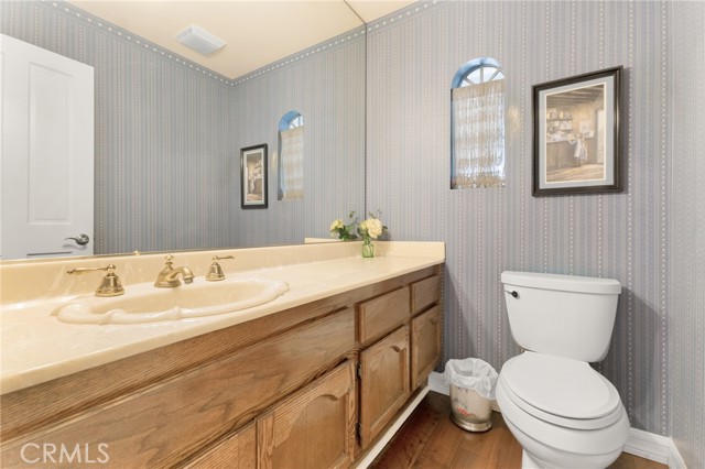 Detail Gallery Image 10 of 37 For 5701 Green Meadow, Agoura Hills,  CA 91301 - 4 Beds | 3/1 Baths