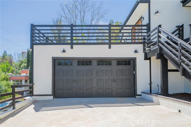 Detail Gallery Image 3 of 45 For 5245 Elvira Rd, Woodland Hills,  CA 91364 - 3 Beds | 3 Baths