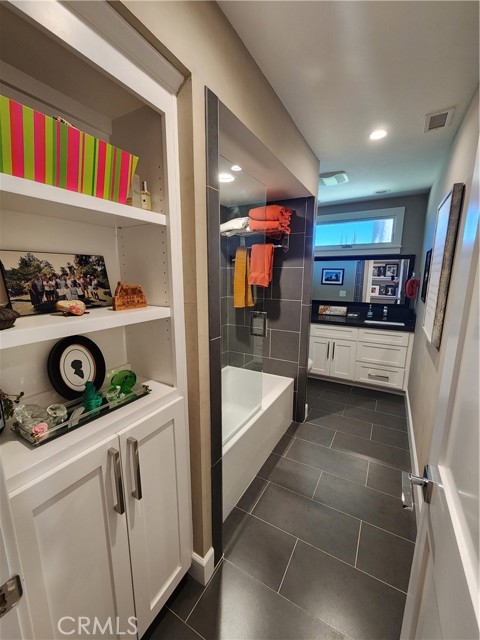 507 E Mariposa Drive, Redlands CA: https://media.crmls.org/medias/6e79020d-308d-4f43-b469-279375e0a90e.jpg