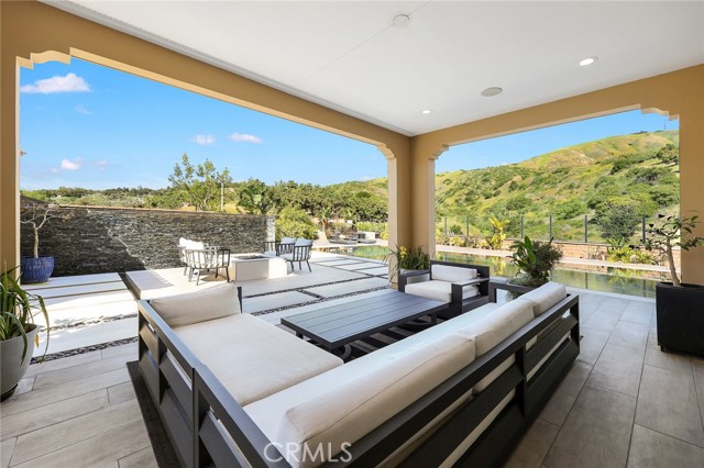 Detail Gallery Image 44 of 62 For 107 Clear Falls, Irvine,  CA 92602 - 5 Beds | 5/1 Baths