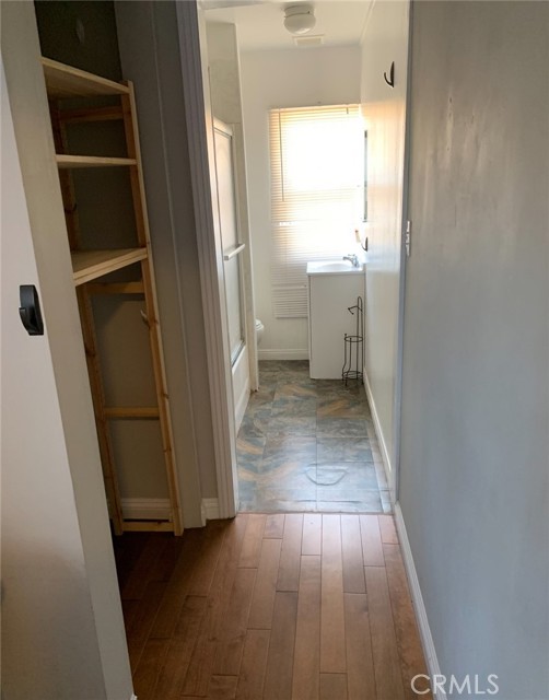 1356 W 30th Street, Los Angeles CA: https://media.crmls.org/medias/6e7a46b5-3722-4a3e-b846-2c5f51307388.jpg