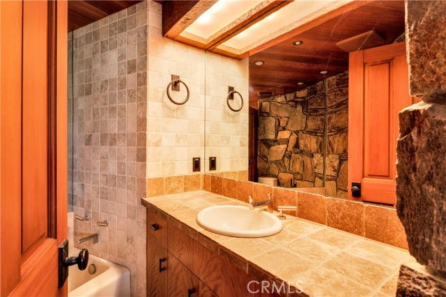 Detail Gallery Image 43 of 75 For 55290 Flying Tigers Road Rd, Pioneertown,  CA 92268 - 4 Beds | 3 Baths