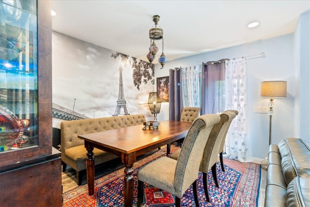 Detail Gallery Image 15 of 44 For 27766 Emerald #4,  Mission Viejo,  CA 92691 - 2 Beds | 2/1 Baths