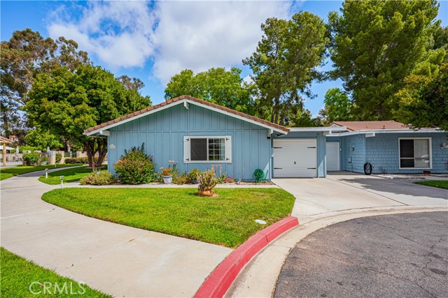 Detail Gallery Image 4 of 23 For 28366 Princessa Ct, Murrieta,  CA 92563 - 2 Beds | 2 Baths