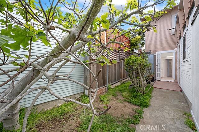 Detail Gallery Image 18 of 22 For 521 S Francisca Ave, Redondo Beach,  CA 90277 - – Beds | – Baths
