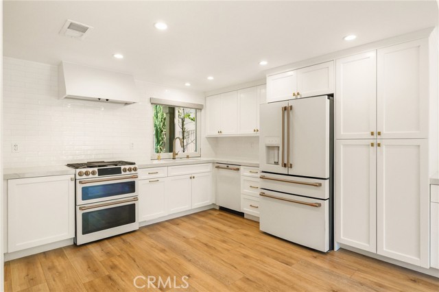 Detail Gallery Image 4 of 30 For 19464 Turtle Ridge Ln, Porter Ranch,  CA 91326 - 2 Beds | 3 Baths
